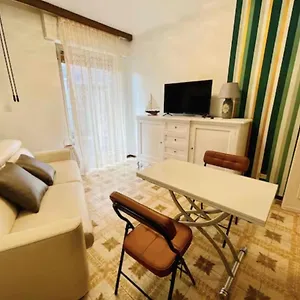 Appartamento Duca A Per 4 Persone Giardino Vista Mare Gorgeous 1 Bed Flat With Garden!, Sanremo