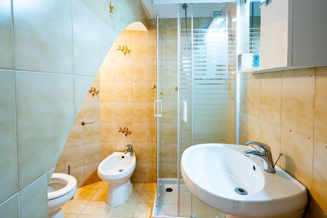 Corradi Suite Apartment - WiFi, SmartTV, Air Conditioning Sanremo